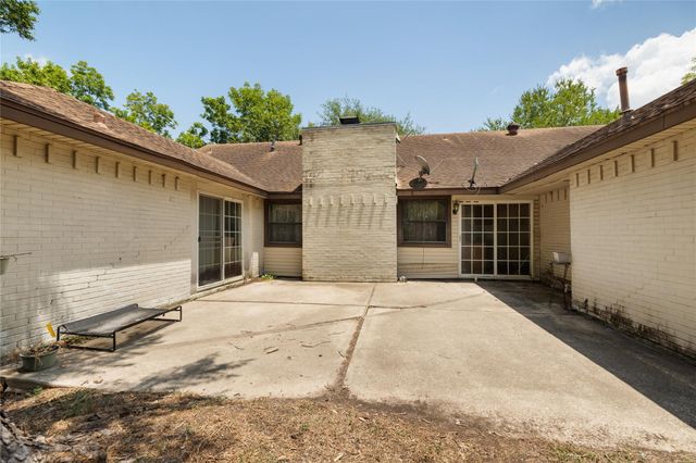 1103 Pecan Circle, Seabrook, TX 77586