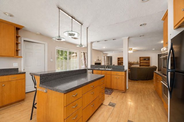 1103 Pecan Circle, Seabrook, TX 77586