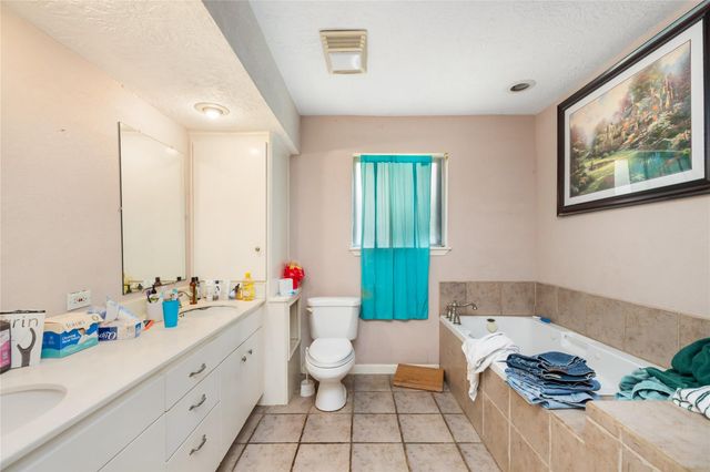 1103 Pecan Circle, Seabrook, TX 77586