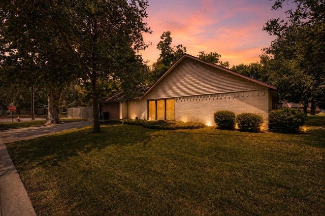 1103 Pecan Circle, Seabrook, TX 77586