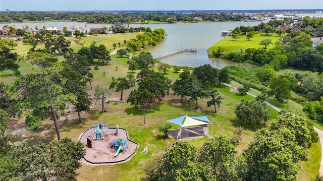 1103 Pecan Circle, Seabrook, TX 77586