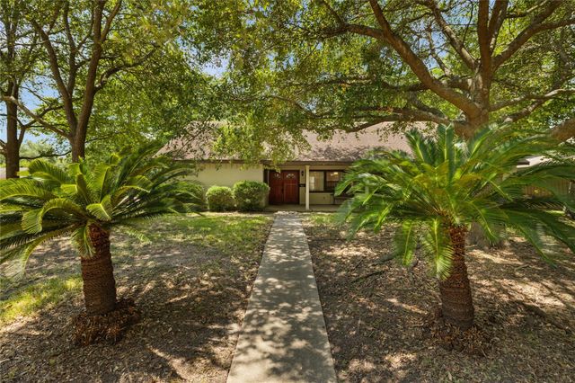 1103 Pecan Circle, Seabrook, TX 77586
