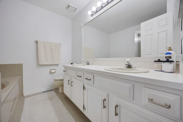 733 Clover Hill Court, Elk Grove Village, IL 60007