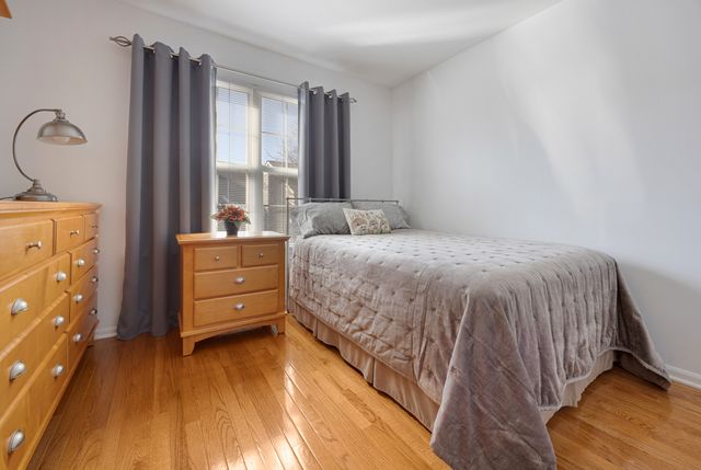 733 Clover Hill Court, Elk Grove Village, IL 60007