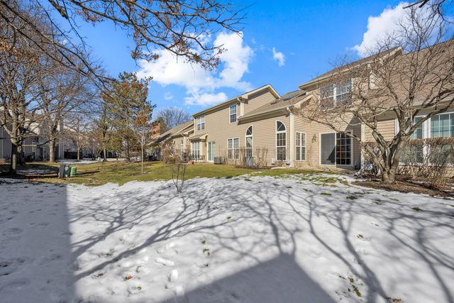 733 Clover Hill Court, Elk Grove Village, IL 60007