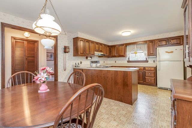 1 Currier Road, Pelham, NH 03076