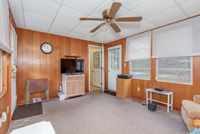 1 Currier Road, Pelham, NH 03076