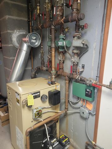 1 Currier Road, Pelham, NH 03076