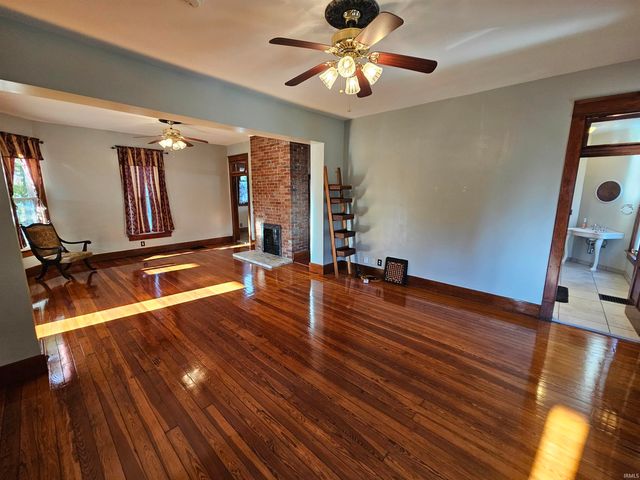 718 Buntin Street, Vincennes, IN 47591