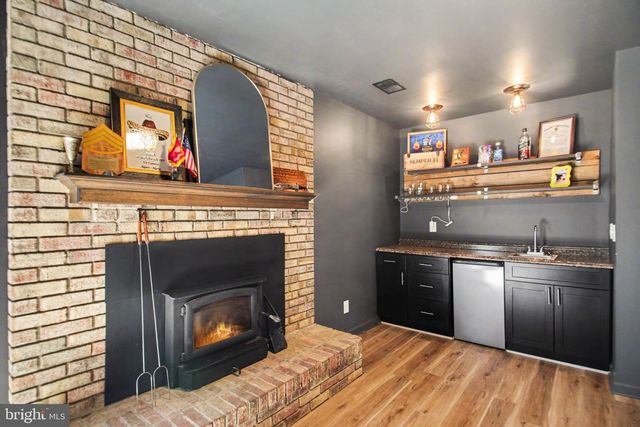 1008 BLACKBEARD DR, Stafford, VA 22554