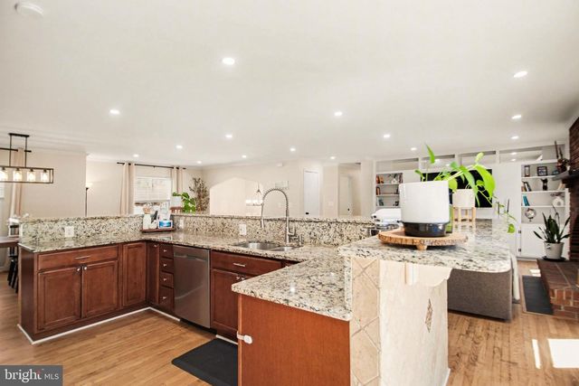 1008 BLACKBEARD DR, Stafford, VA 22554