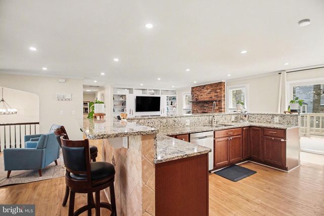 1008 BLACKBEARD DR, Stafford, VA 22554