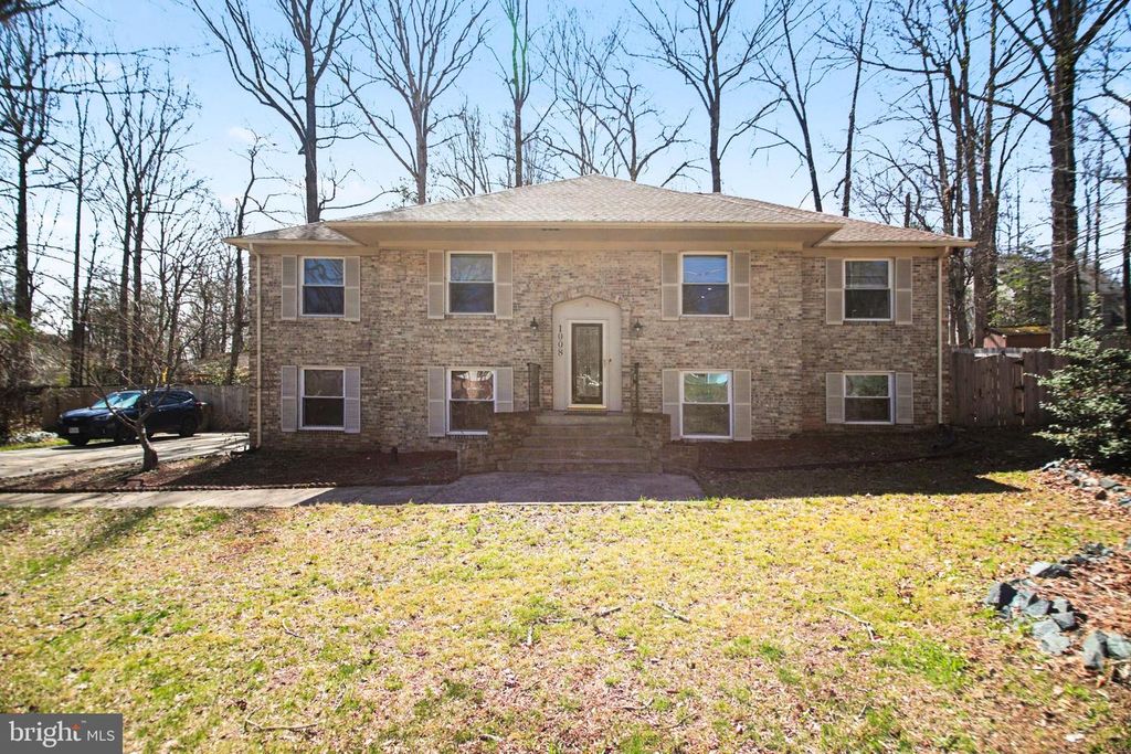 1008 BLACKBEARD DR, Stafford, VA 22554