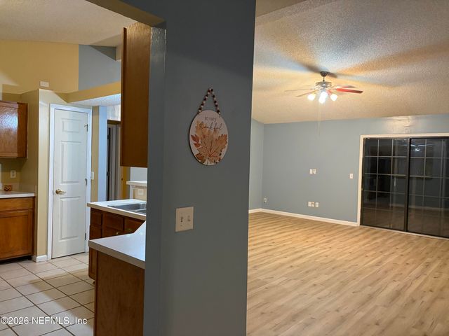 8280 ROCKY CREEK Drive, Jacksonville, FL 32244