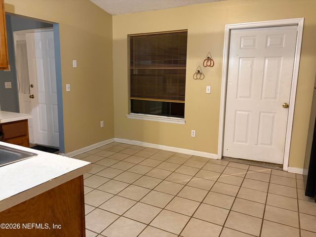 8280 ROCKY CREEK Drive, Jacksonville, FL 32244