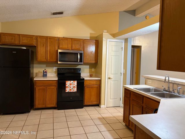 8280 ROCKY CREEK Drive, Jacksonville, FL 32244