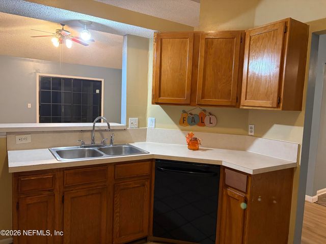 8280 ROCKY CREEK Drive, Jacksonville, FL 32244