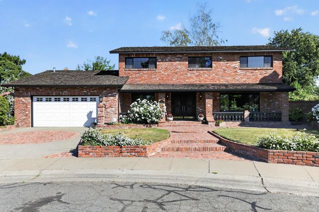 31 Cavalcade Cir, Sacramento, CA 95831