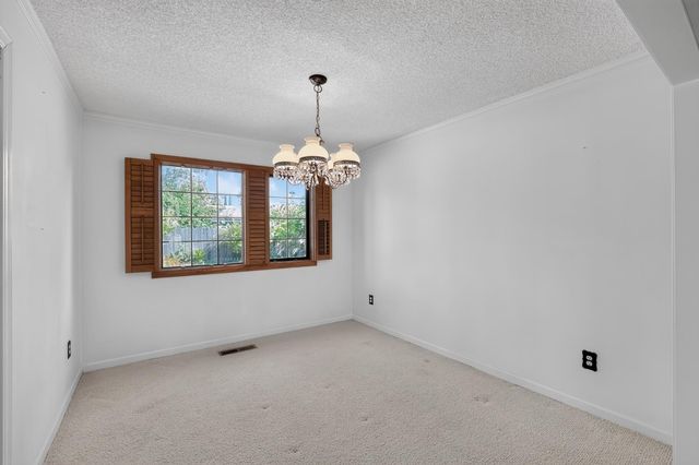 31 Cavalcade Cir, Sacramento, CA 95831