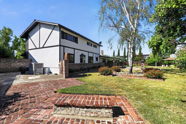 31 Cavalcade Cir, Sacramento, CA 95831