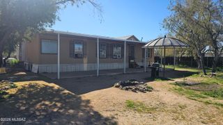 7983 N Team Roper Road, Tucson, AZ 85743