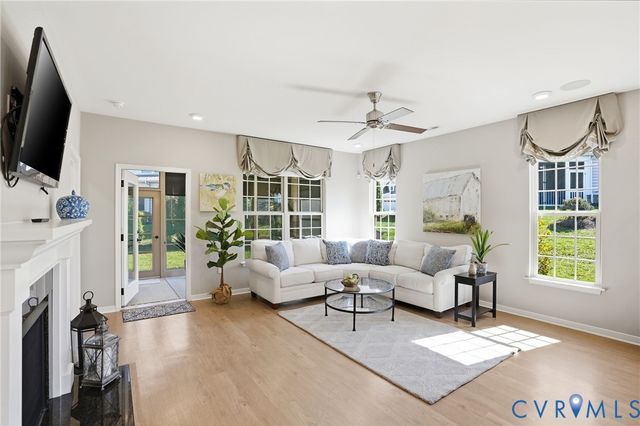 6815 Southwalk Hts, Moseley, VA 23120