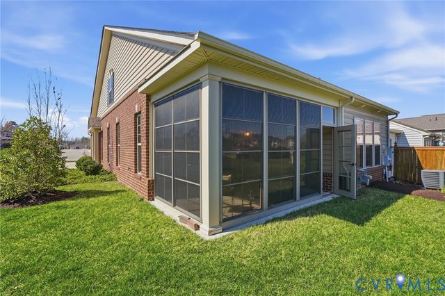 6815 Southwalk Hts, Moseley, VA 23120