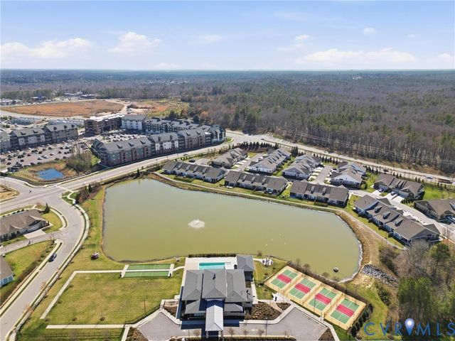 6815 Southwalk Hts, Moseley, VA 23120