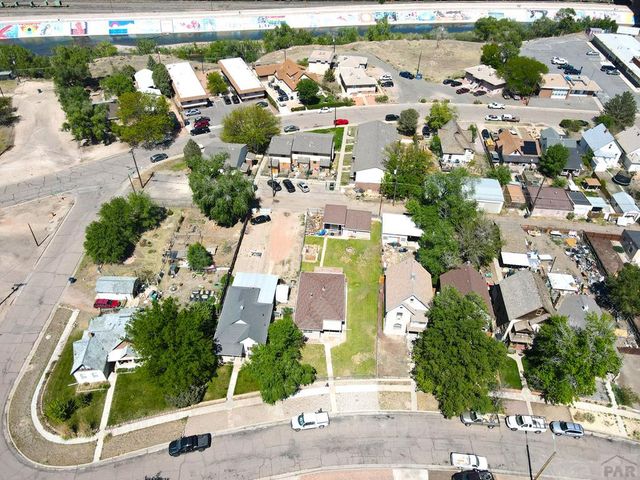 749 W Corona Ave, Pueblo, CO 81004