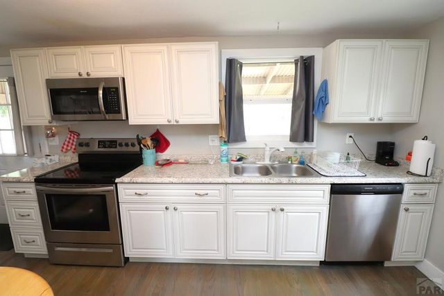749 W Corona Ave, Pueblo, CO 81004