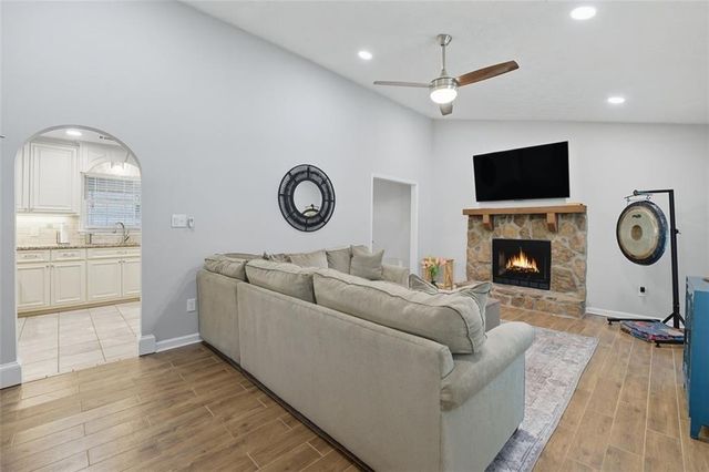 3894 Dollar Circle, Suwanee, GA 30024