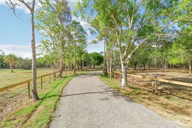 6161 SW 42nd Street, Palm City, FL 34990
