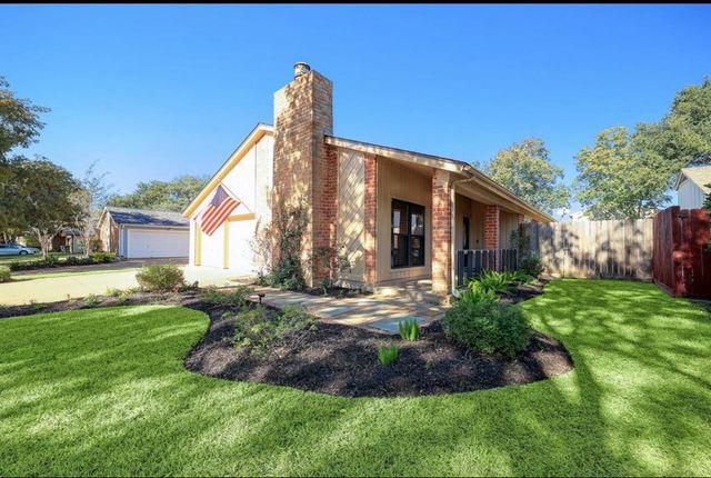 3023 Sam Houston Drive, Sugar Land, TX 77479