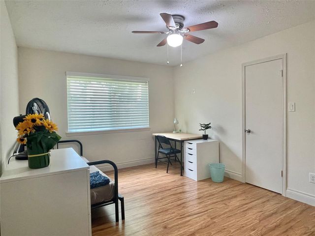 3023 Sam Houston Drive, Sugar Land, TX 77479