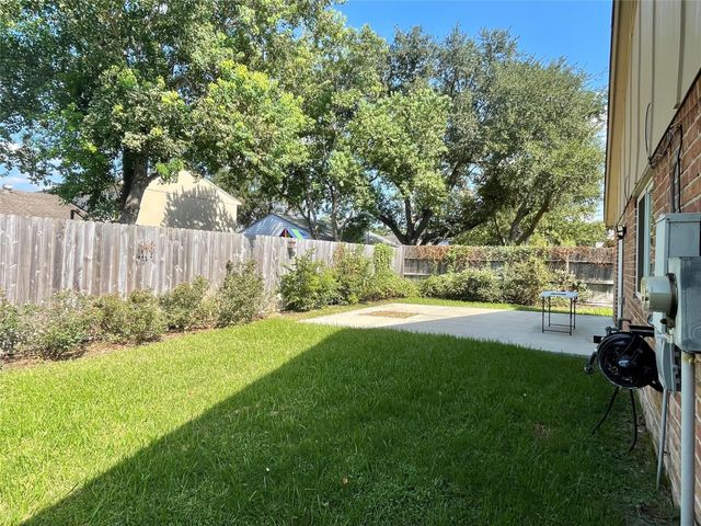 3023 Sam Houston Drive, Sugar Land, TX 77479