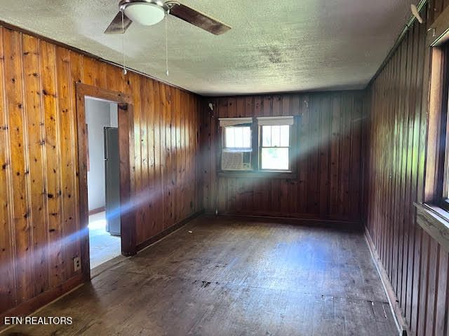 116 Spencer Drive, Harriman, TN 37748