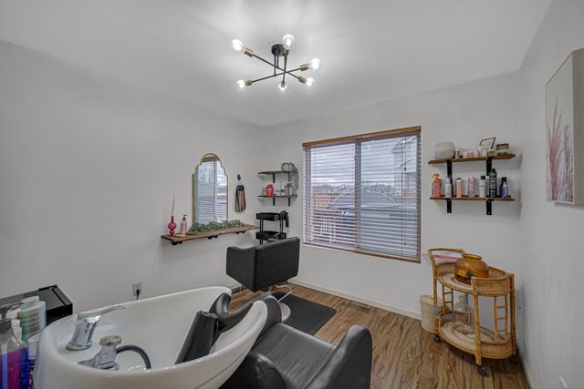 998 Ian Drive, Hobart, IN 46342