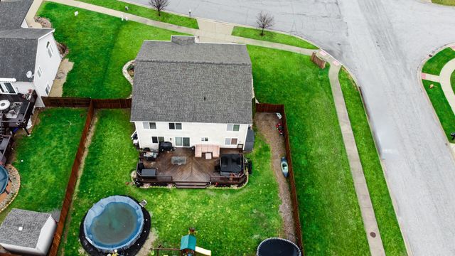 998 Ian Drive, Hobart, IN 46342