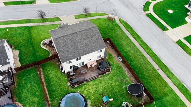 998 Ian Drive, Hobart, IN 46342