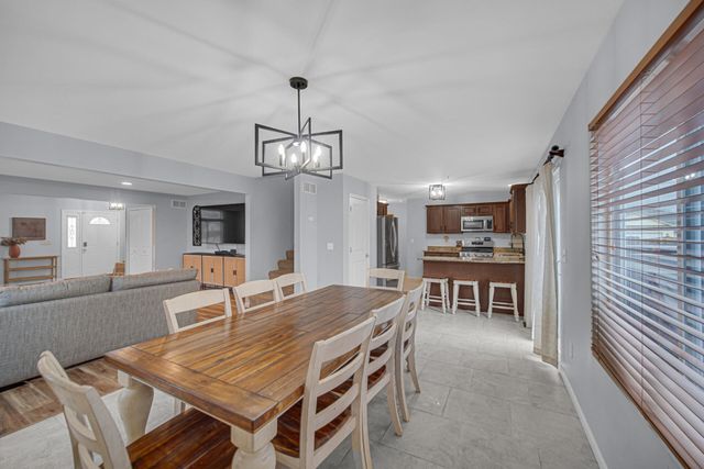 998 Ian Drive, Hobart, IN 46342