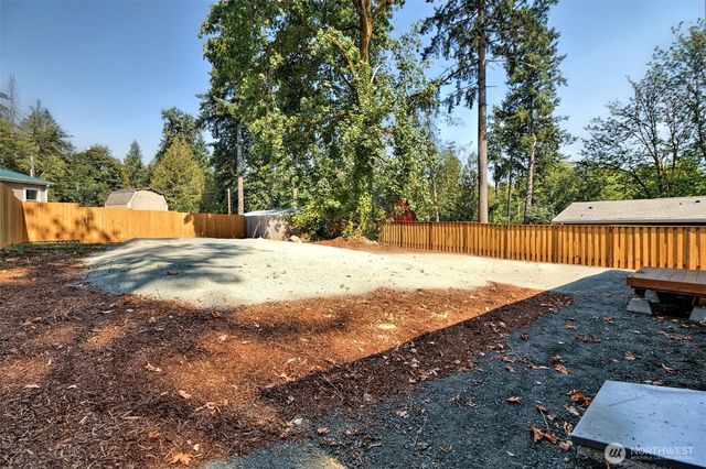 90 E kingston Way, Shelton, WA 98584