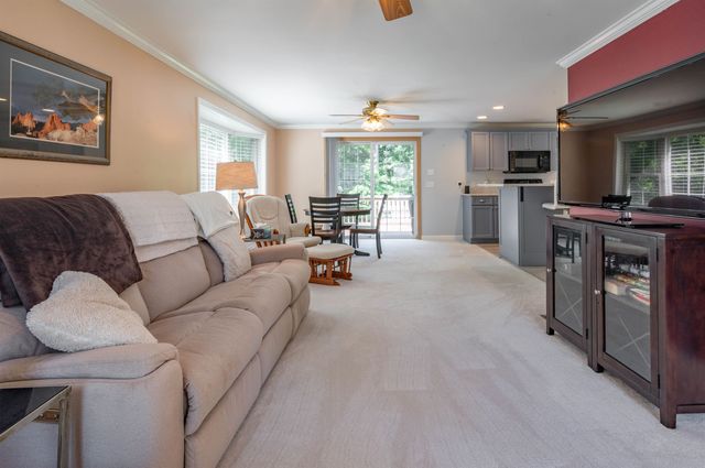 10 Golden Brook Road, Windham, NH 03087