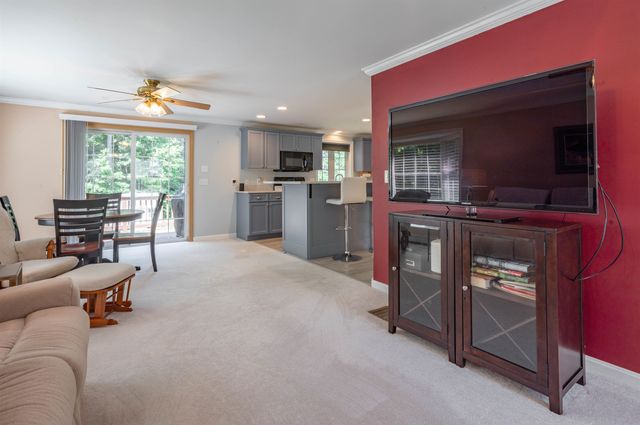 10 Golden Brook Road, Windham, NH 03087