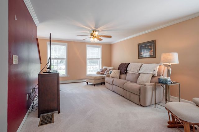 10 Golden Brook Road, Windham, NH 03087