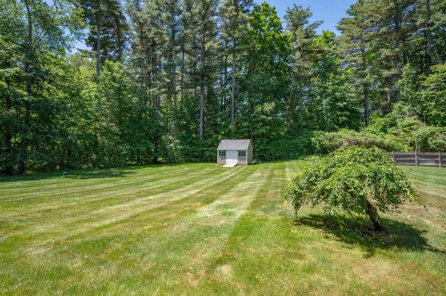 10 Golden Brook Road, Windham, NH 03087