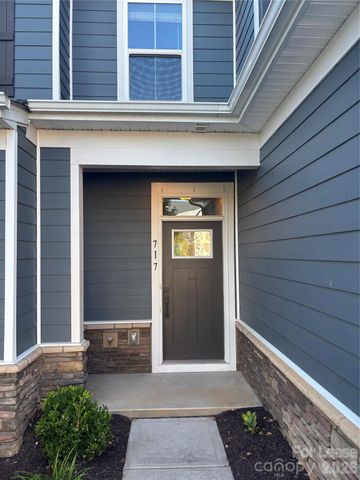 717 Hazel Way, Denver, NC 28037