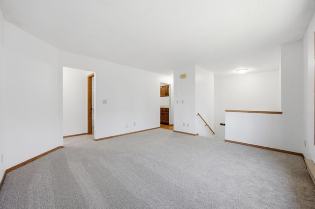 1908 20th Avenue S, Fargo, ND 58103