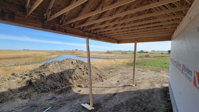 1812 NE Pine Lake Circle, Ankeny, IA 50021