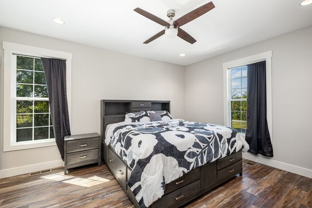 2733 McConnell Rd, Cornersville, TN 37047