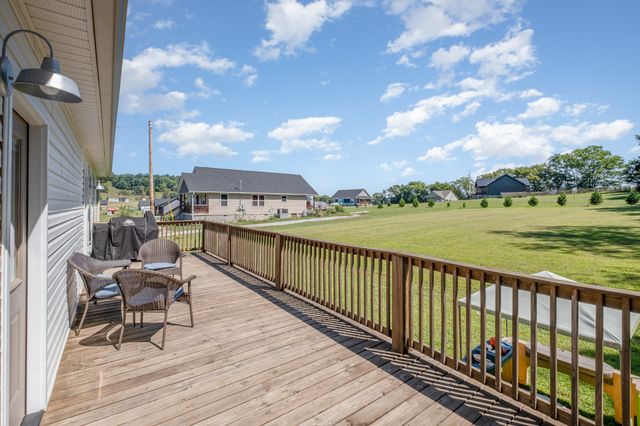 2733 McConnell Rd, Cornersville, TN 37047